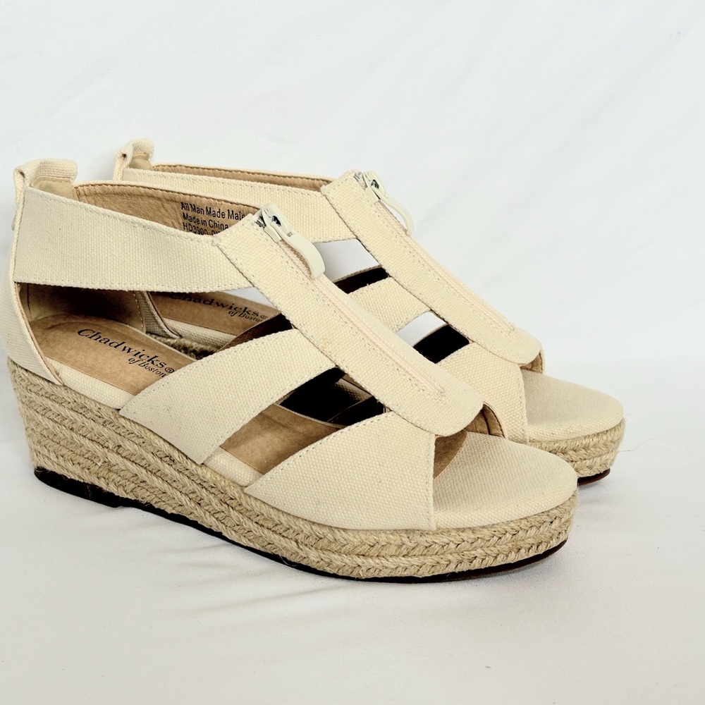 Chadwicks Women's Canvas & Jute Cream/Tan Wedge Sandals Sz 6 New w/o tags H1061